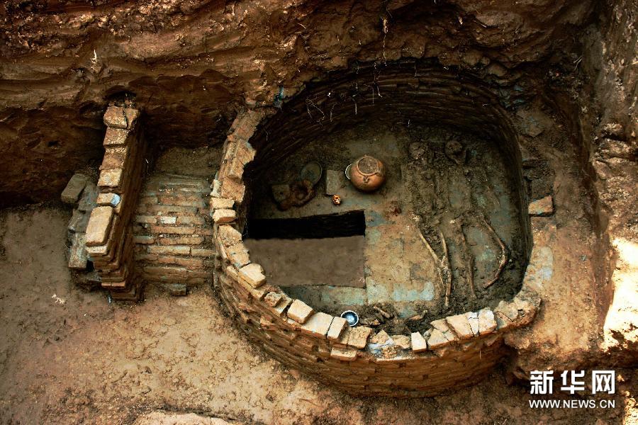 На стройке в Северном Китае обнаружили захоронение времен династии Тан